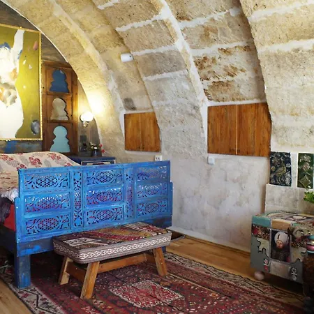 Dancing Cloud Art House * 乌奇希萨尔