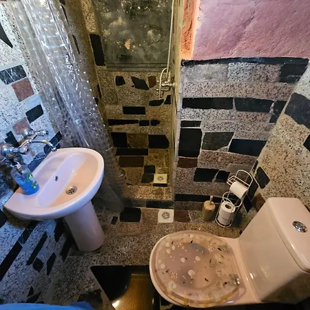 Dancing Cloud Art House